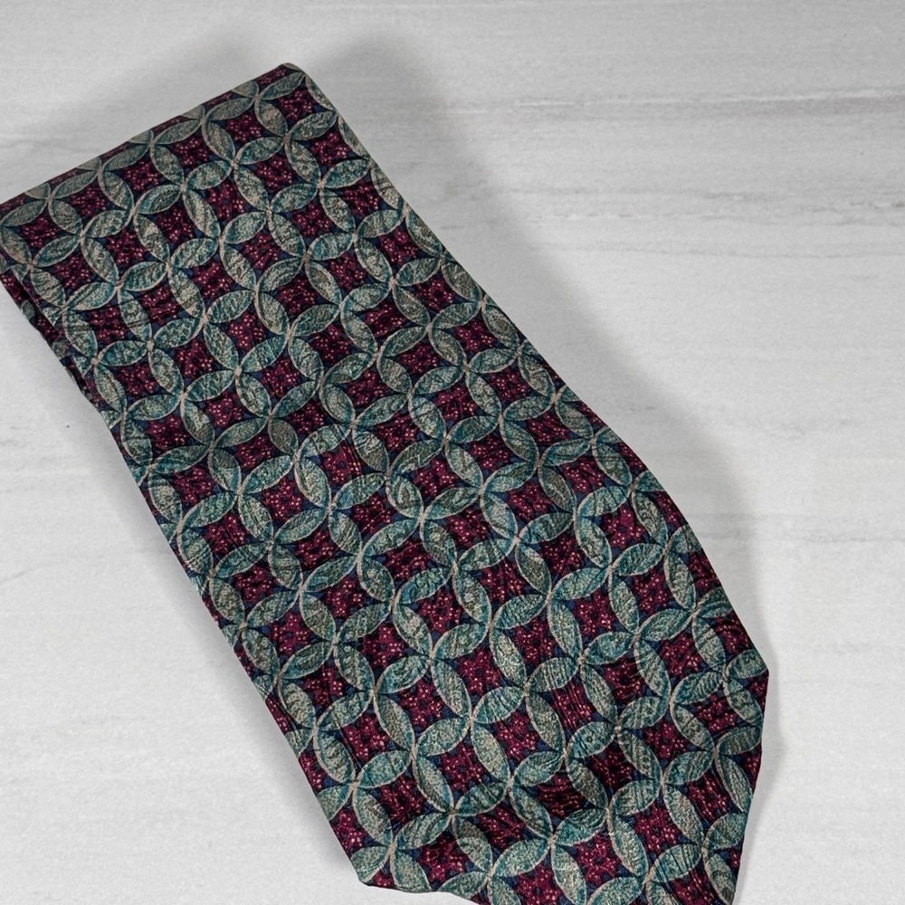 Stylish Green and Red Geometric Tie C.Dior